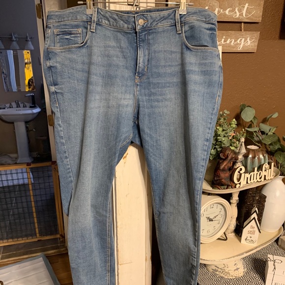 Old Navy Denim - Size 24